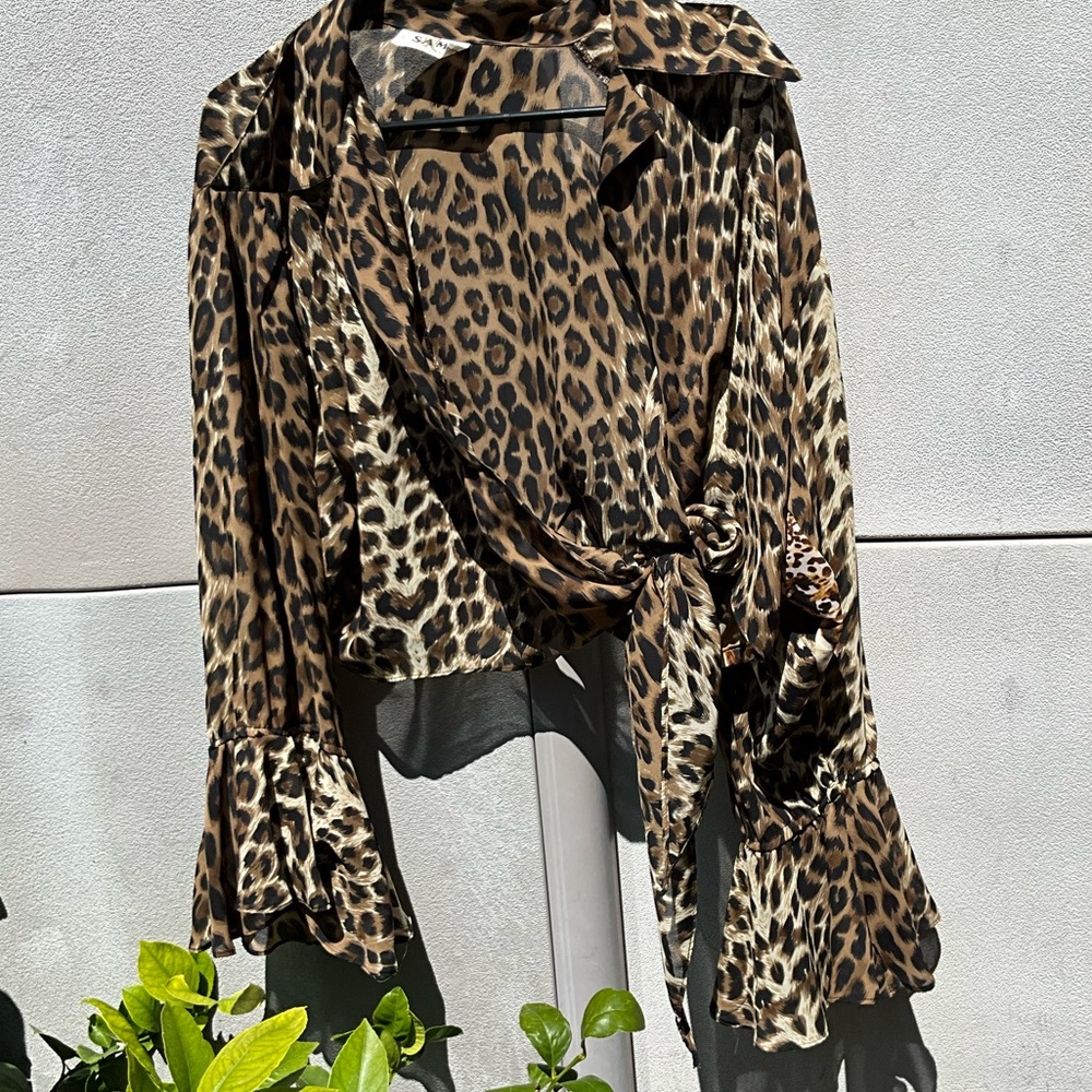 Vintage Neutral Leopard Print Long Sleeve Blouse WOmens Sz S Made in USA - Picture 4 of 16
